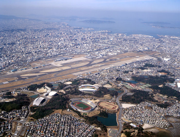 福岡空港への行き方、交通手段について